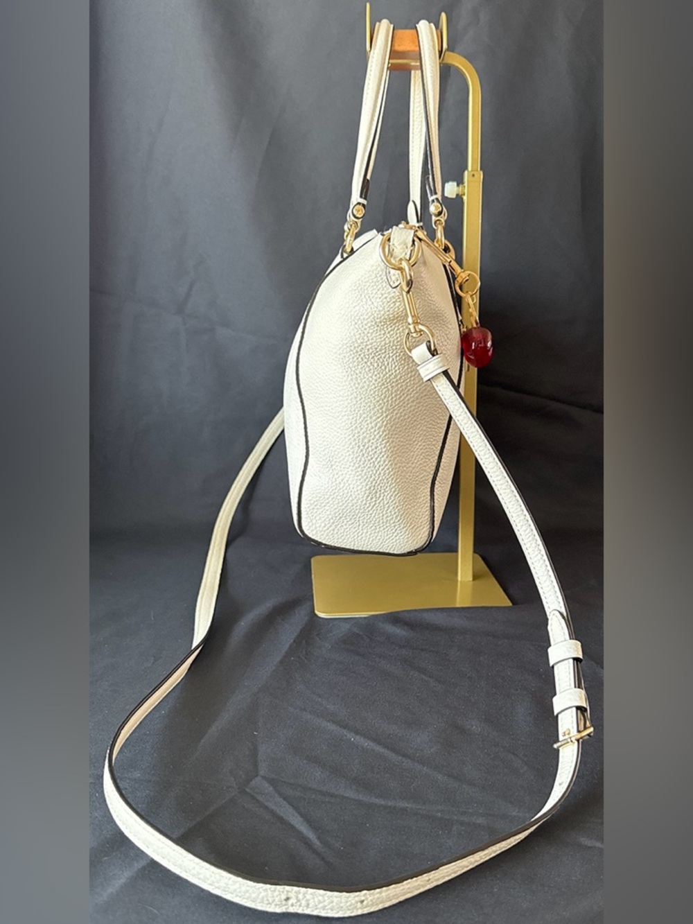 Coach Prairie Satchel Chalk White Pebbled Leather With Red Cherry Charm - Picture 3 of 13